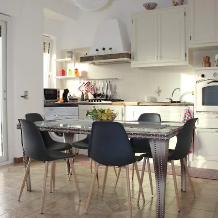 House Tecla Capo d'Orlando